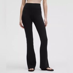 LULULEMON | GROOVE PANT | 8 |